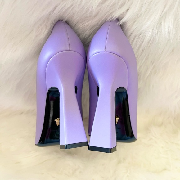 New! VERSACE Medusa Chain Leather Heels - Picture 12 of 14